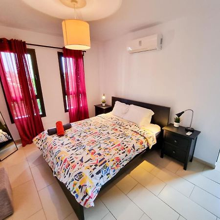 Light House Apartment Larnaca Eksteriør billede