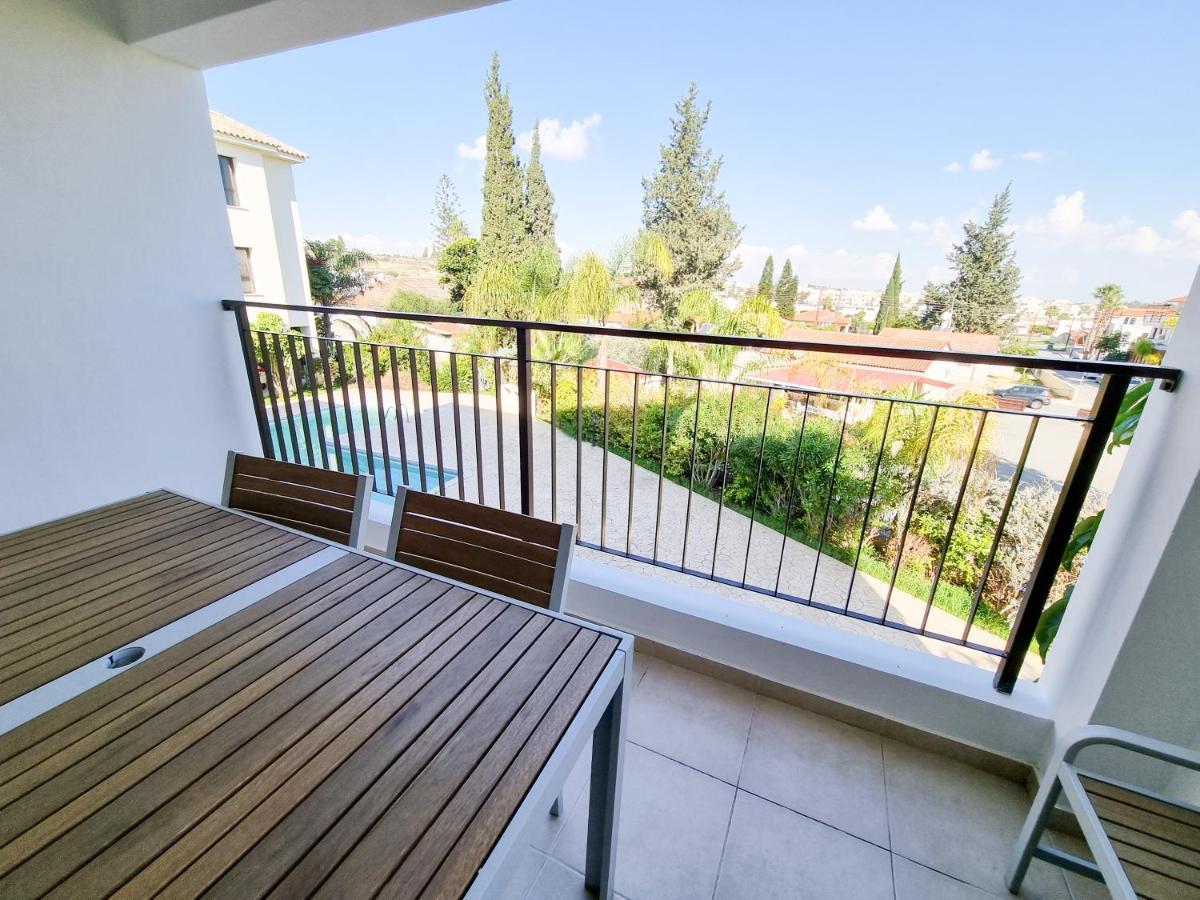 Light House Apartment Larnaca Eksteriør billede